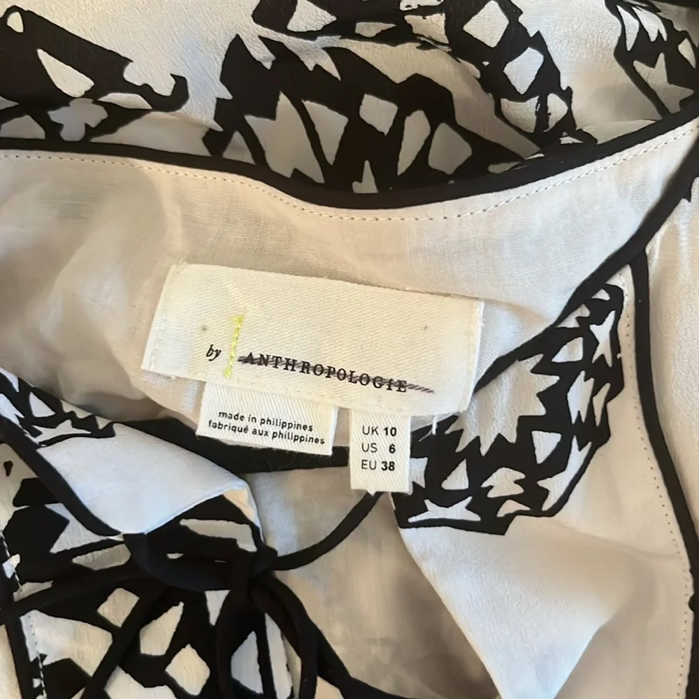 Guilana Silk Tank - Picture 5 of 6